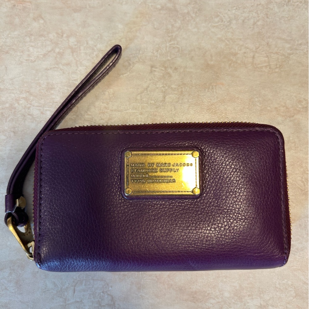 Marc Jacobs wallet